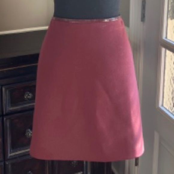 White House Black Market Dresses & Skirts - WHBM Burgundy Skirt 6 Women New with Tags faux leather trim